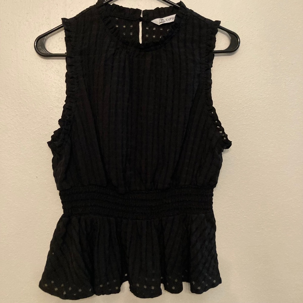 Cupshe Peplum Top Womens SMALL  Black Excellent Smocked Waist Ruffle Mock Neck